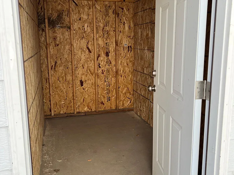 501 Knox Ave N #2 — Photo 14