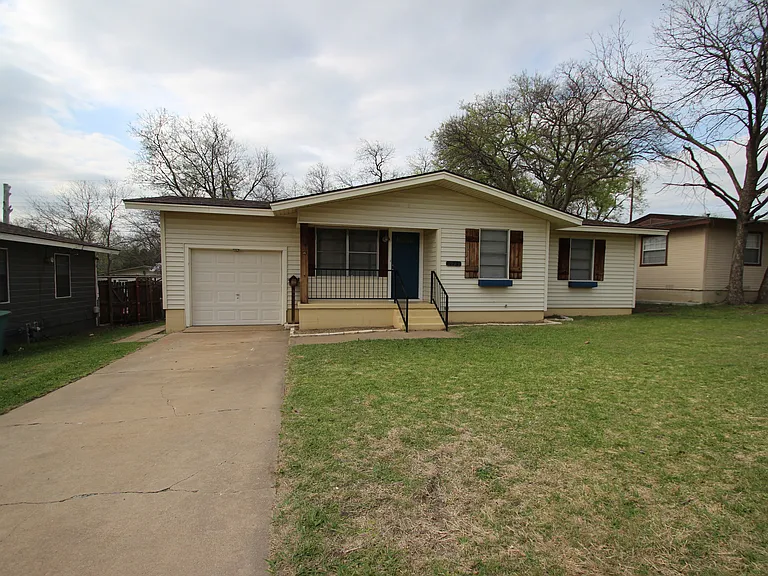 1921 Deborah Dr — Photo 51