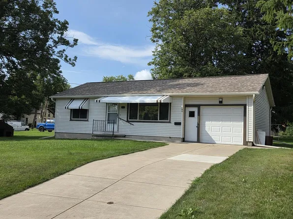 702 Station STREET, Watertown, WI 53094