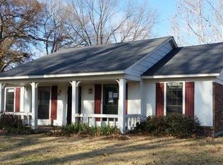 4440 Spring Harbor Dr, Millington, TN 38053