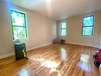 Rented by Lang Realty LLC