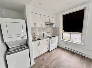 454 Bloor St W #1, Toronto, ON M5S 1X8