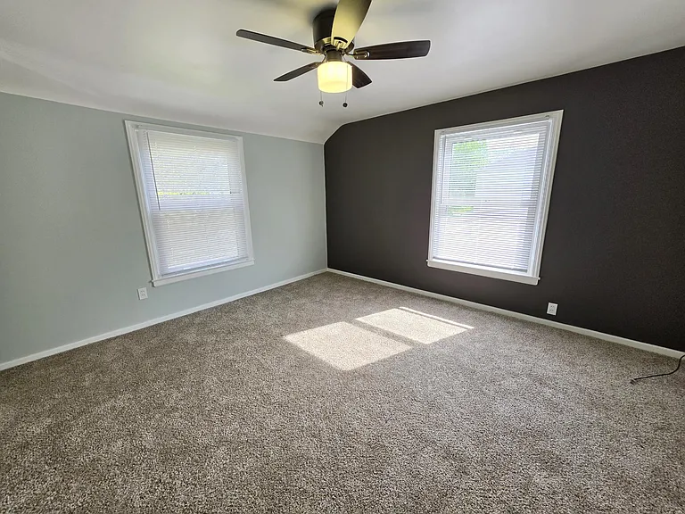21610 Crystal Ave — Photo 17