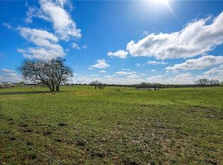 1253 N Hill St, Van Alstyne, TX 75495