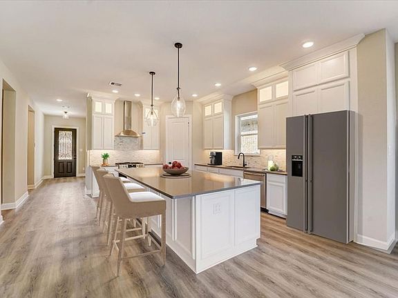 The Dansbury - Kitchen