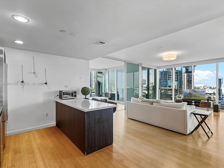 1040 Biscayne Blvd #1107 — Photo 6