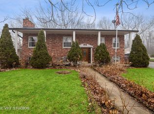 2719 Lowery Ct, Zion, IL 60099