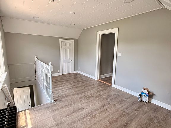 3rd image of 175 Clinton Ave Floor 2