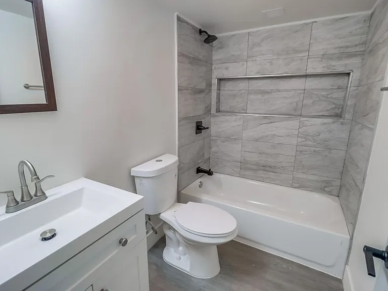 4774-80 W Point Loma Blvd — Photo 20