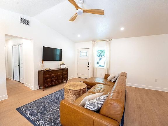 3rd image of 7979 48TH AVENUE N