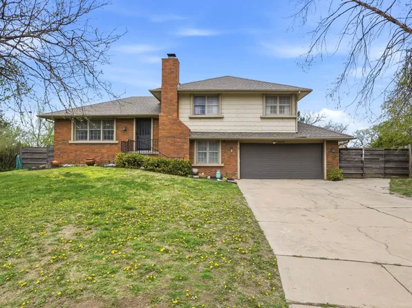 8448 E Lakeland Ct, Wichita, KS 67207