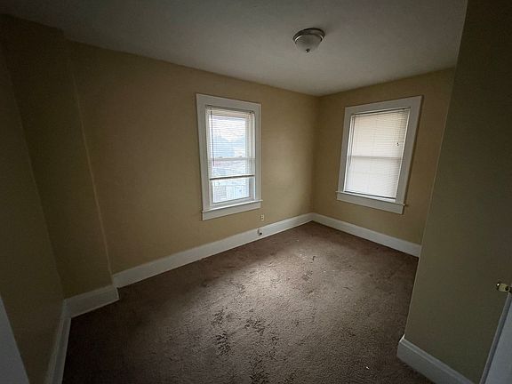 4th image of 247-249 N Harris Ave #247