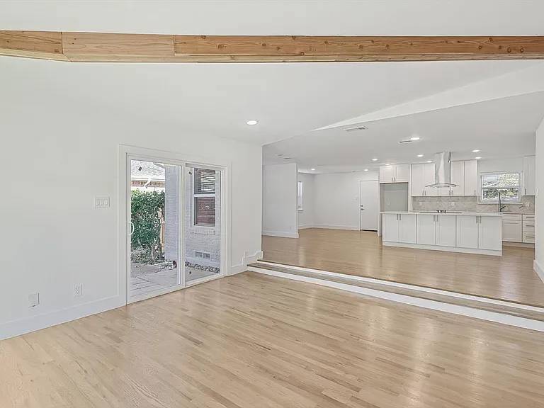 6912 Clemson Dr — Photo 23