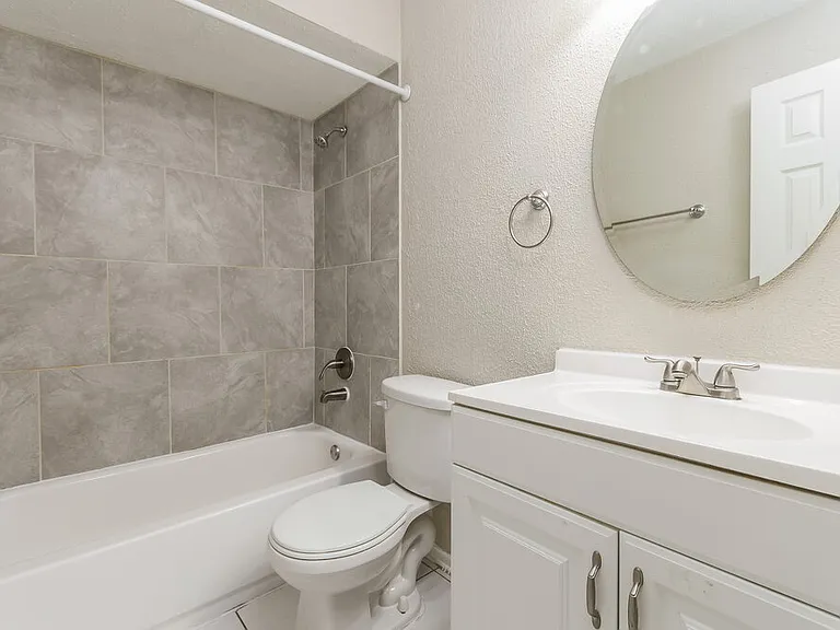 3172 Burlington Dr — Photo 15