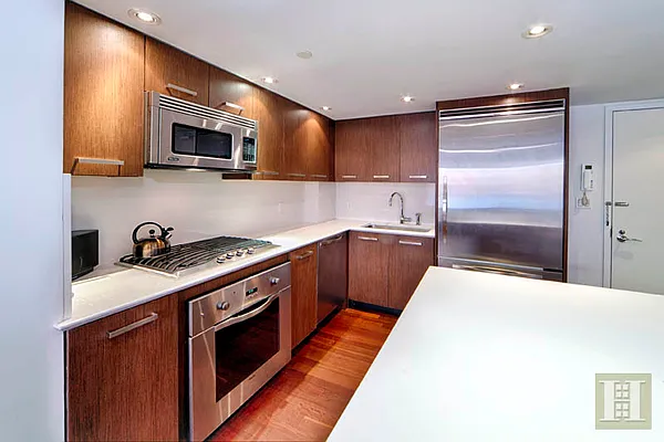 Rented by Halstead Real Estate | media 10