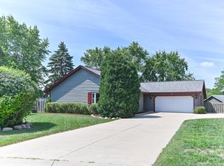 14855 W Janice Ct, New Berlin, WI 53151