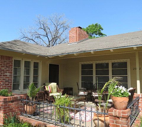 2nd image of 2502 W Avenue K