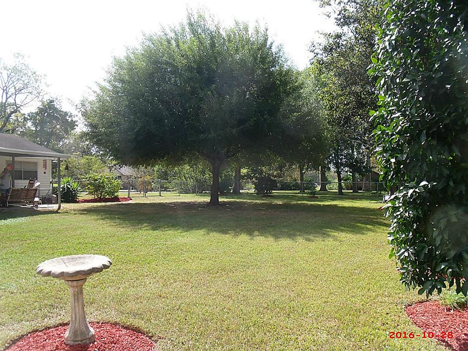 1st image of 327 Live Oak St