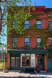 54 Hudson Avenue