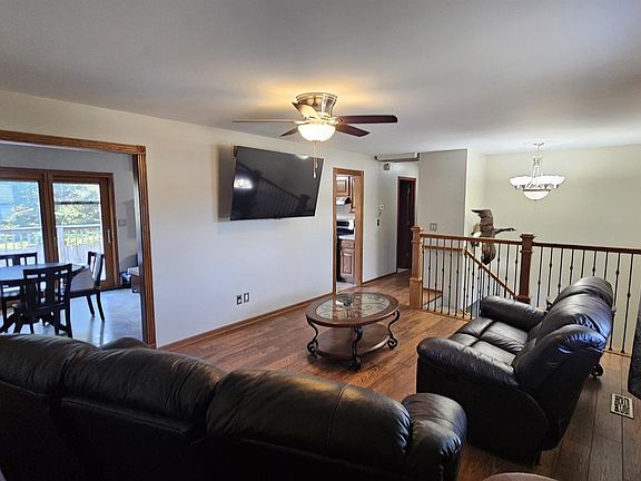 5th image of 310 Lyter Ct