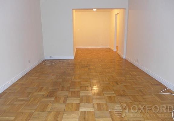 2nd image of 1360 York Ave APT 2n