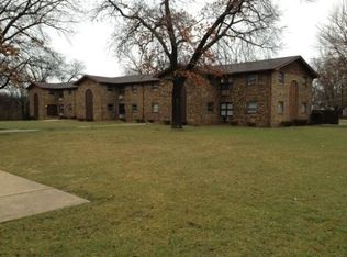 1101 Park Ave APT 4, Winthrop Harbor, IL 60096