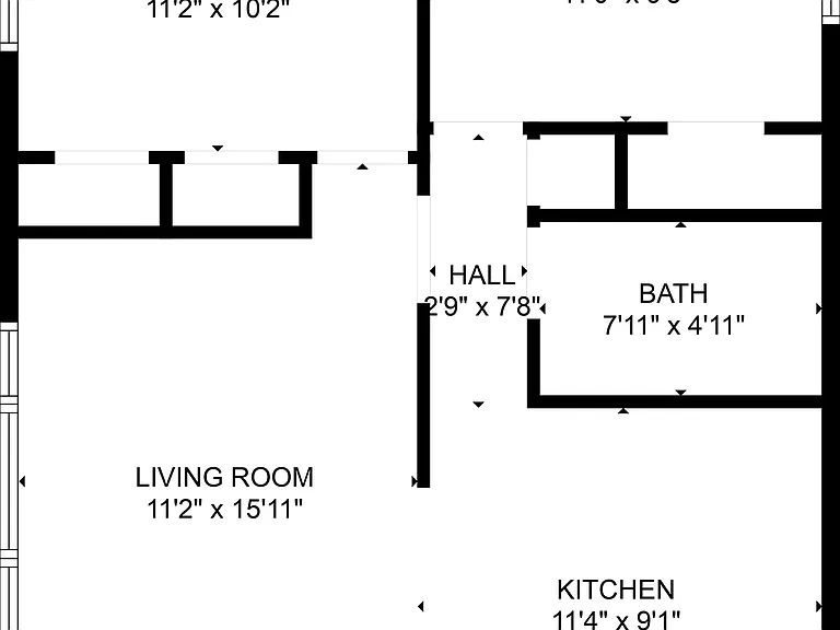 Floorplan by CubiCasa app. All measurements are approximate.