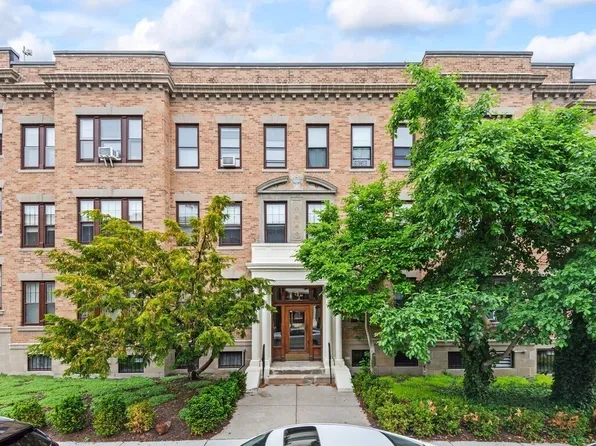 3 Crawford St APT 3, Cambridge, MA 02139