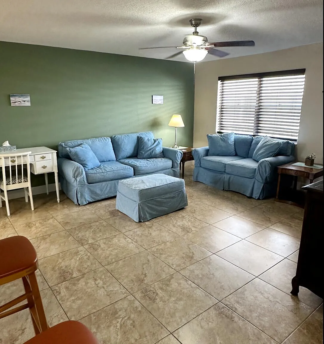 2 bed, 1.0 bath, 1100 sqft, $2,495 — Photo 2