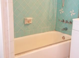 9878 Bella Vista St, Apple Valley, CA 92308