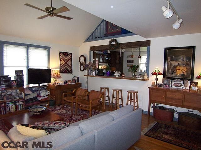 LR/Kitchen