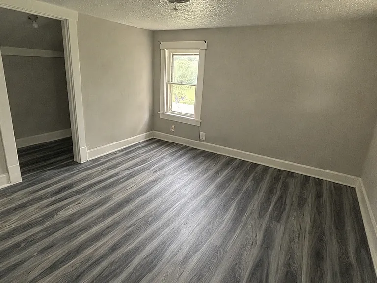 1632 E High Ave — Photo 4