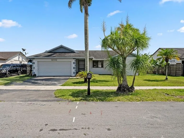 16552 SW 297th Ter — Photo 1