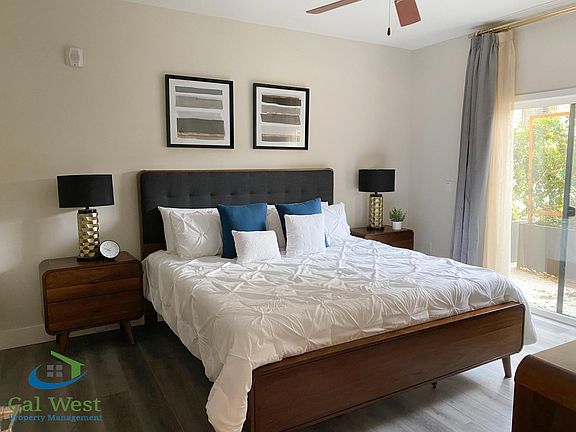 5th image of 955 S 1st St #201