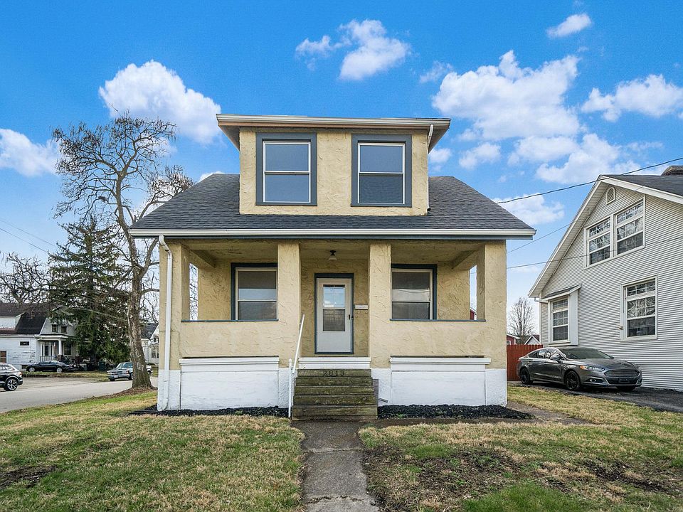 1st image of 2813 Robertson Ave