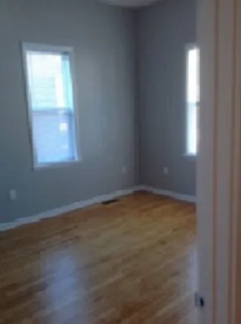 1287 W 69th St #1 — Photo 11