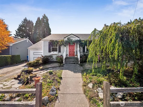 3823 SW Holden Street, Seattle, WA 98126
