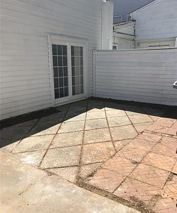 5th image of 6935 Stonington Ln #18