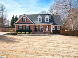 319 Winding Oak Dr, Woodruff, SC 29388