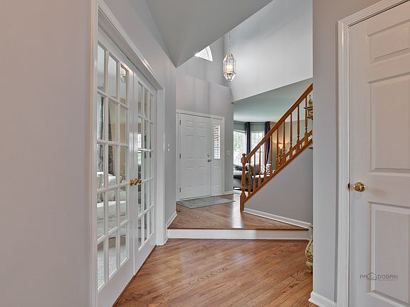 3rd image of 7686 Canyon Ct