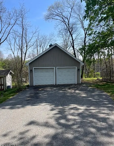 355 Elm St — Photo 4