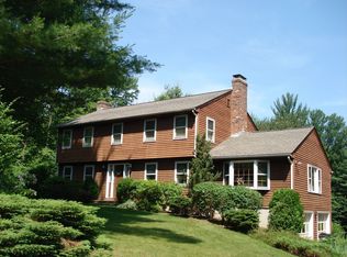 13 Fox Run Rd, Sterling, MA 01564