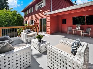 317 NW 177th St, Shoreline, WA 98177