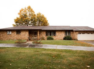 28395 E Fawn River Rd, Sturgis, MI 49091