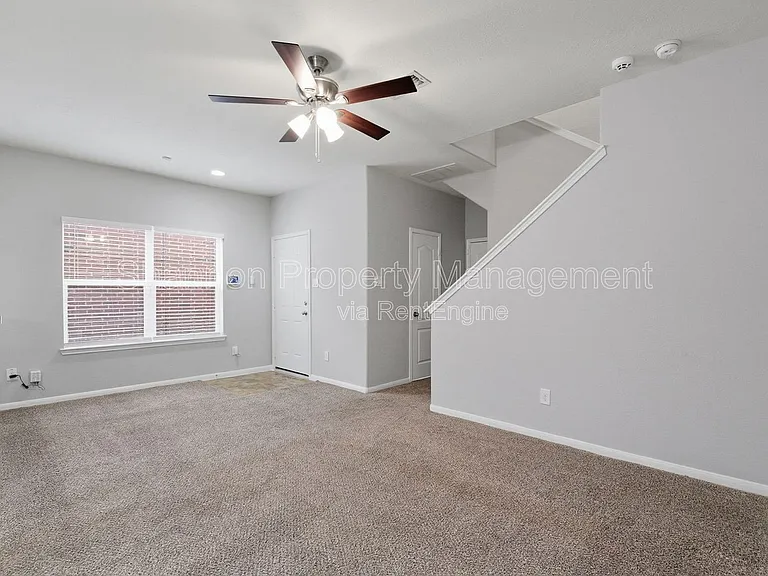17142 Amarose Dr — Photo 6