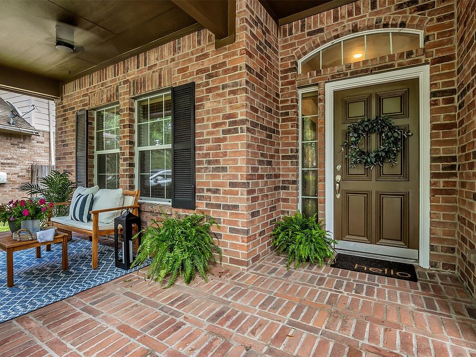 1st image of 134 S Star Ridge Cir