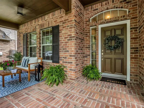 134 S Star Ridge Cir, Spring, TX 77382