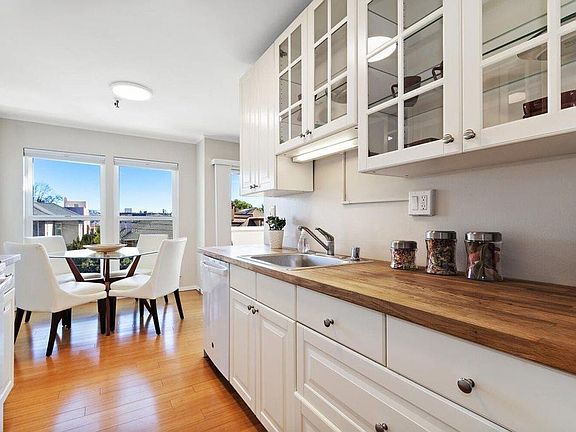 5th image of 325 Lenox Ave APT 301