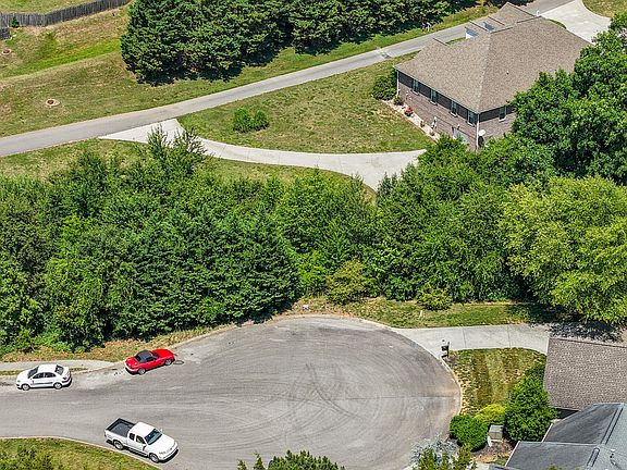 3rd image of 9316 Sway Branch Ln