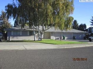 3610/3612 W 16th Pl, Kennewick, WA